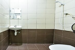 Capital O 90761 D Jiwa Hotel