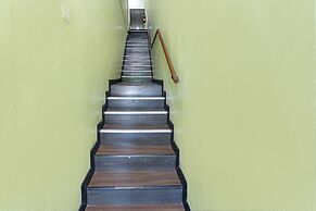 Capital O 90761 D Jiwa Hotel