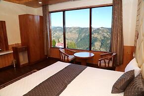 Wood Crista Retreat by Park Tree