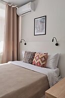 Seven City Apartments