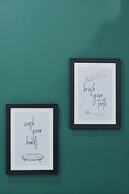 Seven City Apartments