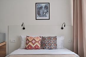 Seven City Apartments