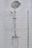 Seven City Apartments