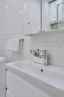 Seven City Apartments