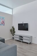 Seven City Apartments