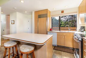 Wailea Ekahi One Bedrooms - Ocean View by Coldwell Banker Island Vacat