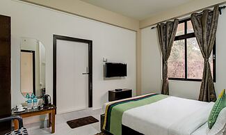 Treebo Staying Center