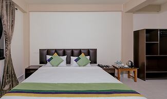 Treebo Staying Center