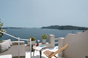 Nano Oia Canaves