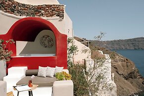 Nano Oia Canaves