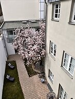 ANA Living Augsburg City Center