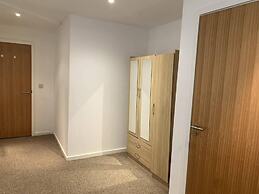 Large Private Flat in City Centre Leeds