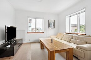 Cozy 2-bed Apartment in Aalborg