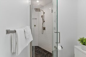 Palms at Wailea Two Bedrooms - Partial Ocean View by Coldwell Banker I