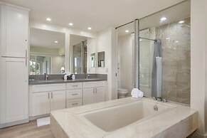 Palms at Wailea Two Bedrooms - Partial Ocean View by Coldwell Banker I