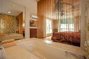 Palms at Wailea Two Bedrooms - Partial Ocean View by Coldwell Banker I