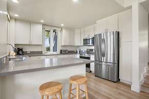 Palms at Wailea Two Bedrooms - Partial Ocean View by Coldwell Banker I