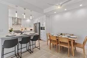 Palms at Wailea Two Bedrooms - Partial Ocean View by Coldwell Banker I