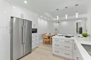 Palms at Wailea Two Bedrooms - Partial Ocean View by Coldwell Banker I