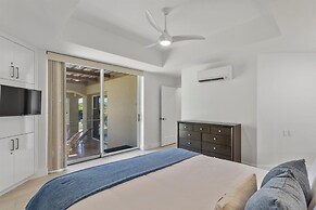 Palms at Wailea Two Bedrooms - Partial Ocean View by Coldwell Banker I