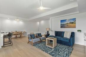 Palms at Wailea Two Bedrooms - Partial Ocean View by Coldwell Banker I