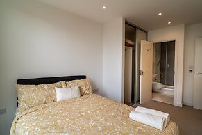 Luxury 2-bed Croydon Apartment Near Gatwick