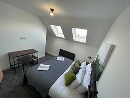 Brand New High Spec House with parking