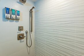 Polo Beach Club Two Bedrooms - Sleeps 6 by Coldwell Banker Island Vaca