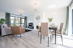 Trinity View by Tŷ SA -  in Newport