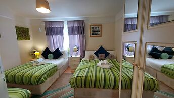 Ravensdale Villa- Ideal For Longer Stays in Kent