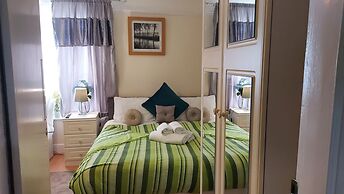 Ravensdale Villa- Ideal For Longer Stays in Kent