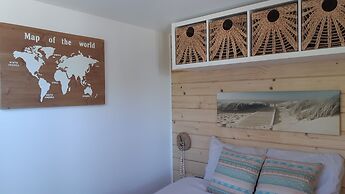 Loft-sleeps5-parking-spa-lakeviews-petfriendly