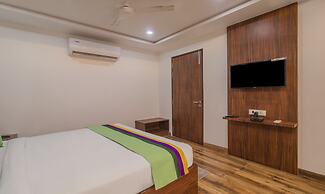 Treebo The Empire Near Taj Mahal Agra