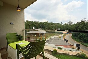 Treebo Sky Vista Suites with Hill View