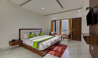 Treebo Down Town, Dalhousie