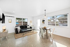 Modern Downtown Bungalow