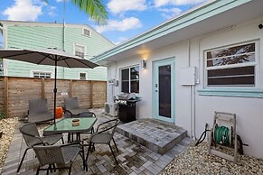 Modern Downtown Bungalow