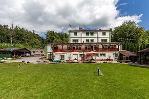 Fehér Sas Panzió és Étterem