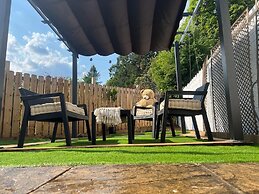 James' Place @ The Park