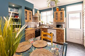 James' Place @ The Park