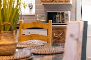 James' Place @ The Park