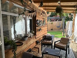 James' Place @ The Park