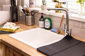 James' Place @ The Park