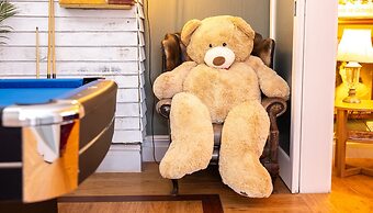 James' Place @ The Park