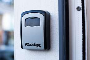 James' Place @ The Park