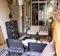 James' Place @ The Park