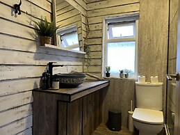 James' Place @ The Park