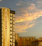 Aram Otel