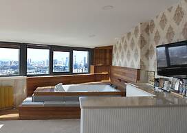 Aram Otel