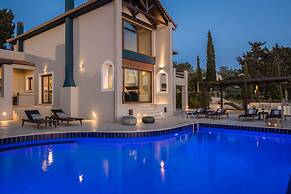 Luxury Villa Karmaniolos Fiskardo Kefalonia